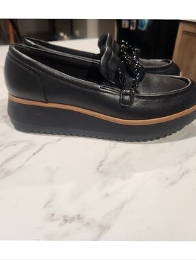 Clarks Womens Zylah May Platform Loafer Slip On Black Leather Size 9